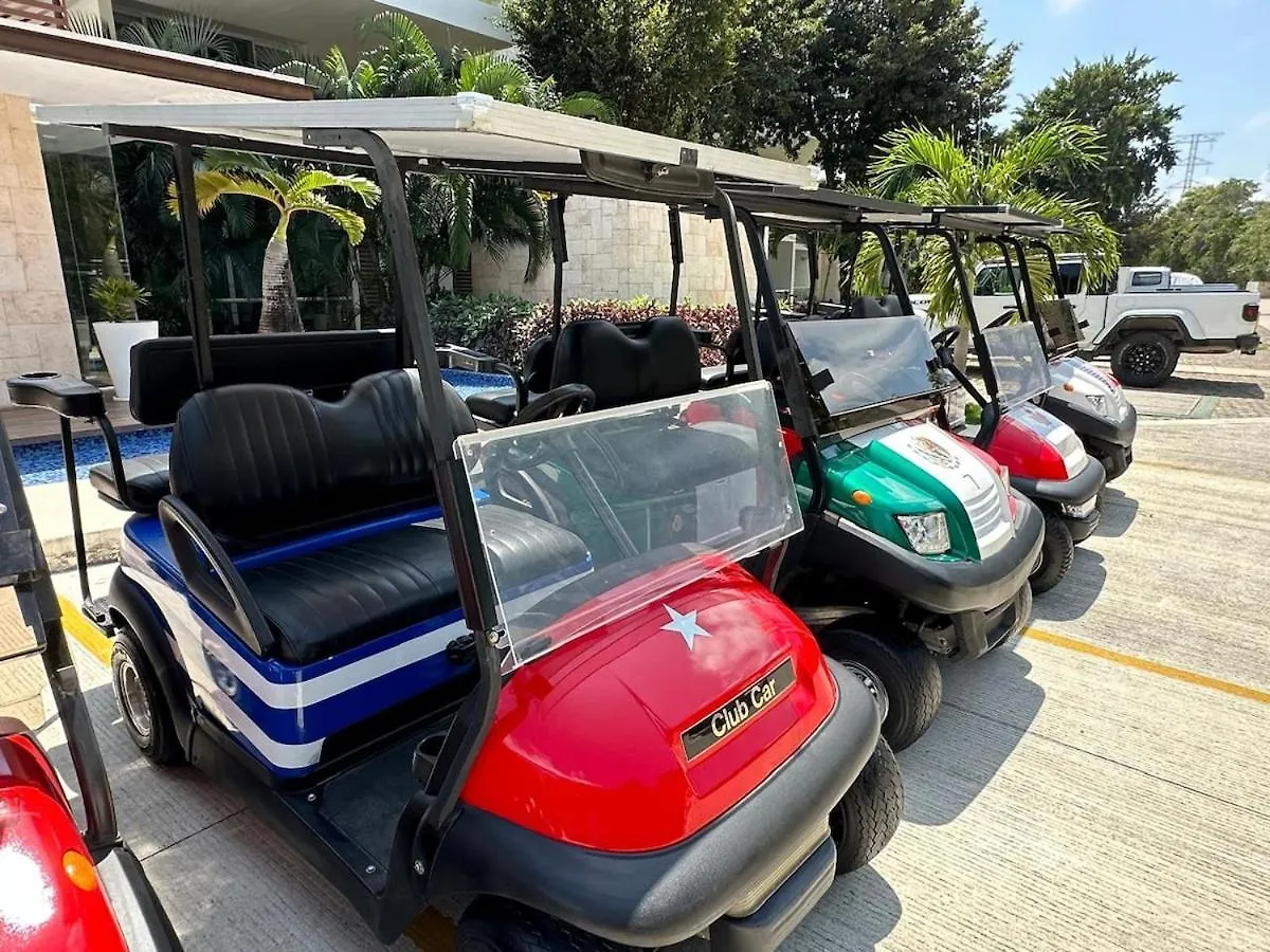 Condominium In Akumal 0*,